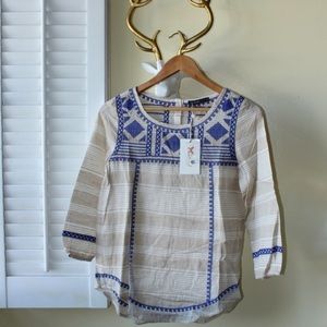3/4 Anthropologie inspired embroidered top